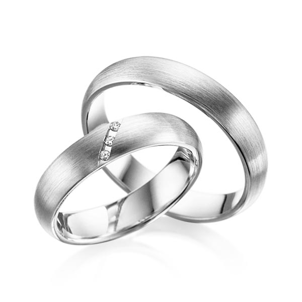 Set klassieke trouwringen in witgoud 14 kt. met in totaal 0,045 ct. Briljant tw/si van Steinberg - Q-1055-1