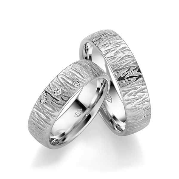 Set Klassieke trouwringen in witgoud 14 kt. met in totaal 0,04 ct. Briljant tw/si van Eternal Touch