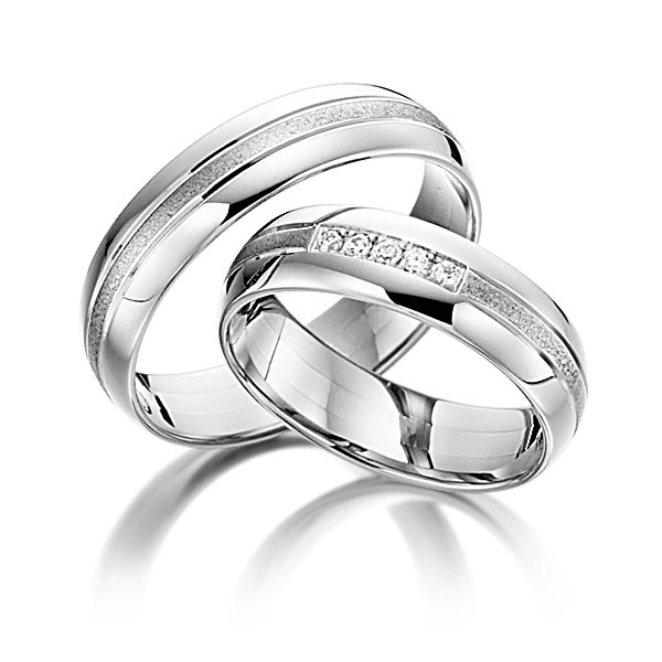 Set Klassieke trouwringen in witgoud 14 kt. met in totaal 0,05 ct. Briljant tw/si van acredo - S-1108-7