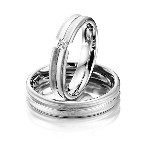 Set Klassieke trouwringen in witgoud 14 kt. met in totaal 0,05 ct. Briljant tw/si van Merii