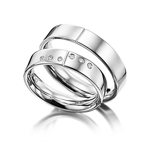Set Klassieke trouwringen in witgoud 14 kt. met in totaal 0,06 ct. Briljant tw/si van Eternal Touch