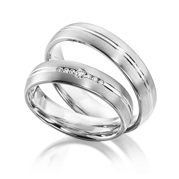 Set Klassieke trouwringen in witgoud 14 kt. met in totaal 0,078 ct. Briljant tw/si van acredo - S-1125-4