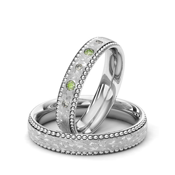 Set Klassieke trouwringen in witgoud 14 kt. met in totaal 0,09 ct. Briljant Apple Green tw,vs van Merii