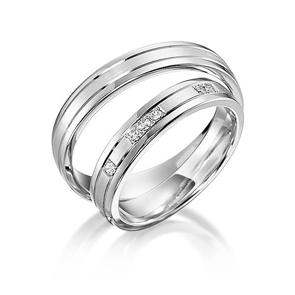 Set Klassieke trouwringen in witgoud 14 kt. met in totaal 0,09 ct. Briljant tw/si van acredo - S-1128-1 Set Klassieke trouwringen in witgoud 14 kt. met in totaal 0,09 ct. Briljant tw/si van acredo - S-1128-1