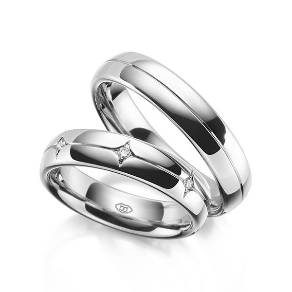 Set Klassieke trouwringen in witgoud 14 kt. met in totaal 0,105 ct. Briljant tw/si van Eternal Touch