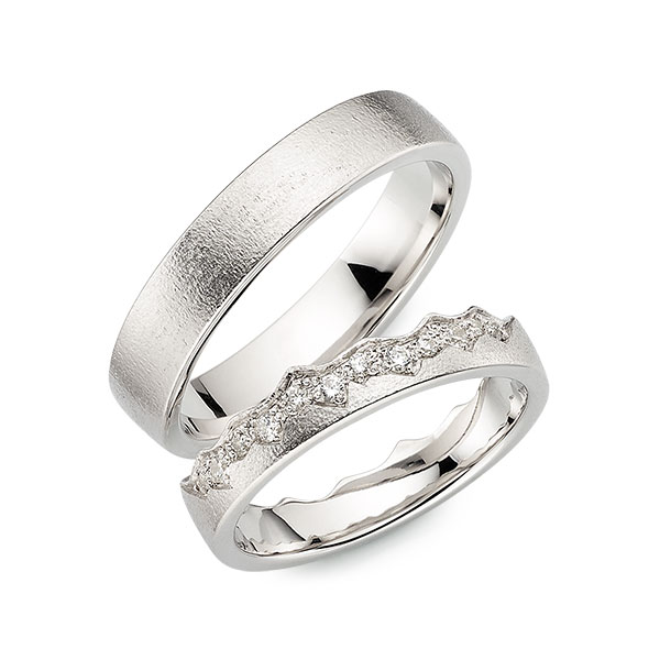 Set Klassieke trouwringen in witgoud 14 kt. met in totaal 0,139 ct. Briljant tw/si van Eternal Touch