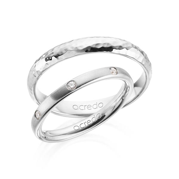 Set klassieke trouwringen in witgoud 14 kt. met in totaal 0,14 ct. Briljant tw/si van acredo - A-1363-4