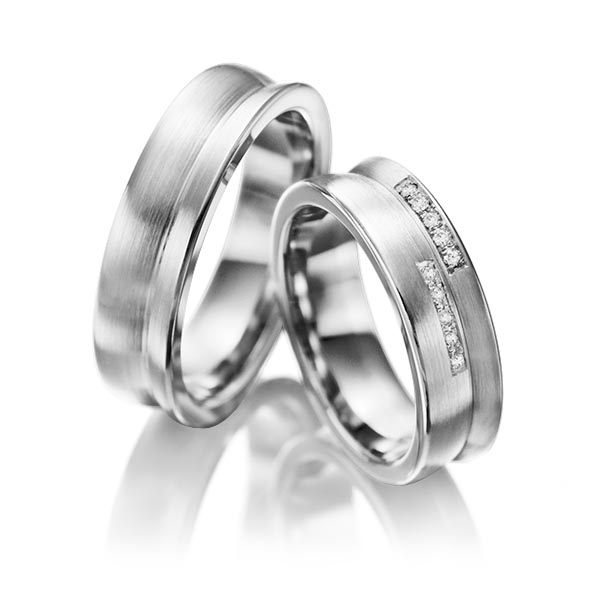 Set Klassieke trouwringen in witgoud 14 kt. met in totaal 0,1 ct. Briljant tw/si van Eternal Touch