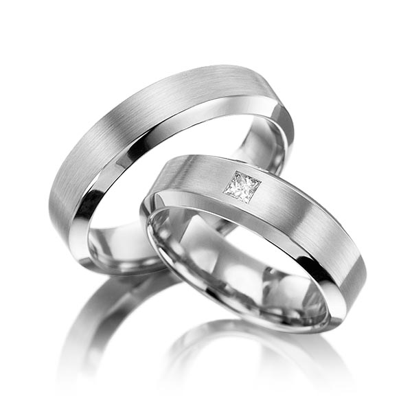 Set Klassieke trouwringen in witgoud 14 kt. met in totaal 0,1 ct. Princess-Diamant tw,vs van Eternal Touch