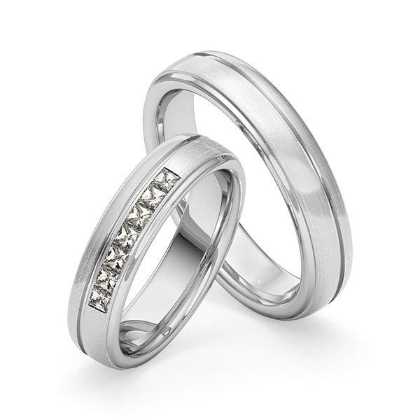 Set Klassieke trouwringen in witgoud 14 kt. met in totaal 0,35 ct. Princess-Diamant tw,vs van Merii