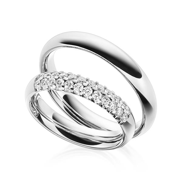 Set klassieke trouwringen in witgoud 14 kt. met in totaal 0,48 ct. Briljant tw/si van Steinberg