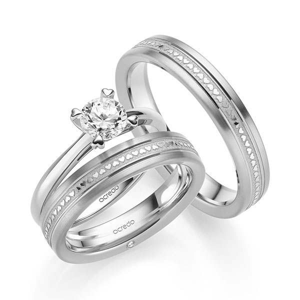Tri-Set in witgoud 14 kt. met 0,7 ct. + in totaal 0,01 ct. Briljant tw/si van acredo