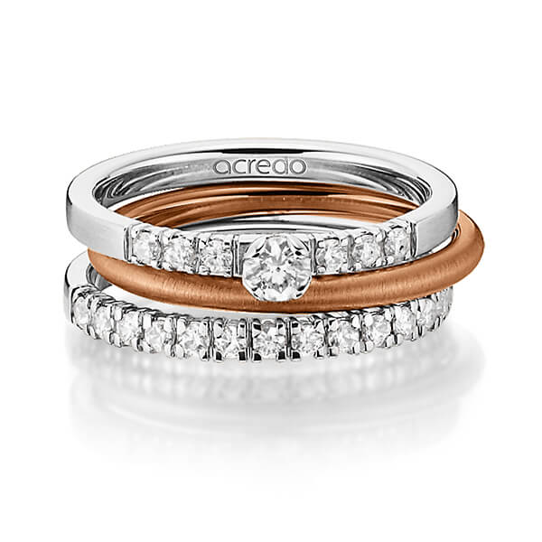 Tri-Set in witgoud 14 kt. met in totaal 0,59 ct. Briljanten & Briljant tw/si van acredo