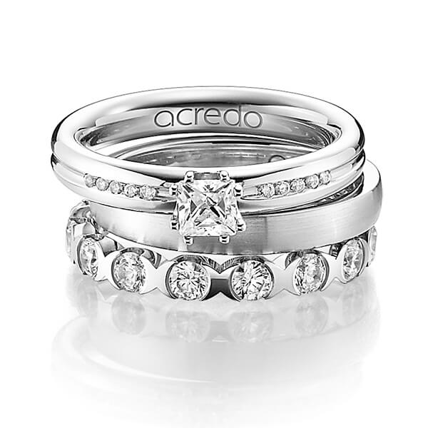 Triset in witgoud 14 kt. met 0,5 ct. + in totaal 1,1 ct. Princess-Diamant & Briljant tw,vs tw/si van acredo - A-1232-1 Triset in witgoud 14 kt. met 0,5 ct. + in totaal 1,1 ct. Princess-Diamant & Briljant tw,vs tw/si van acredo - A-1232-1